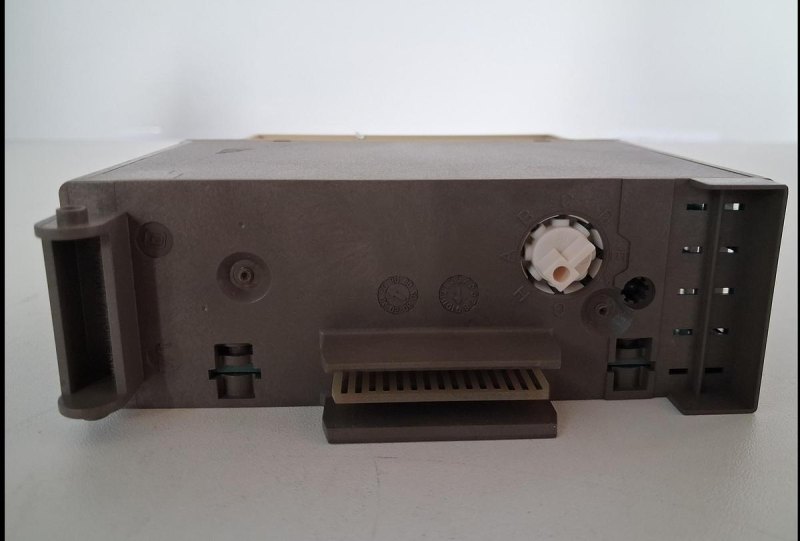 Siemens SIMATIC S5 6ES5 482-8MA13 Digital Output Module