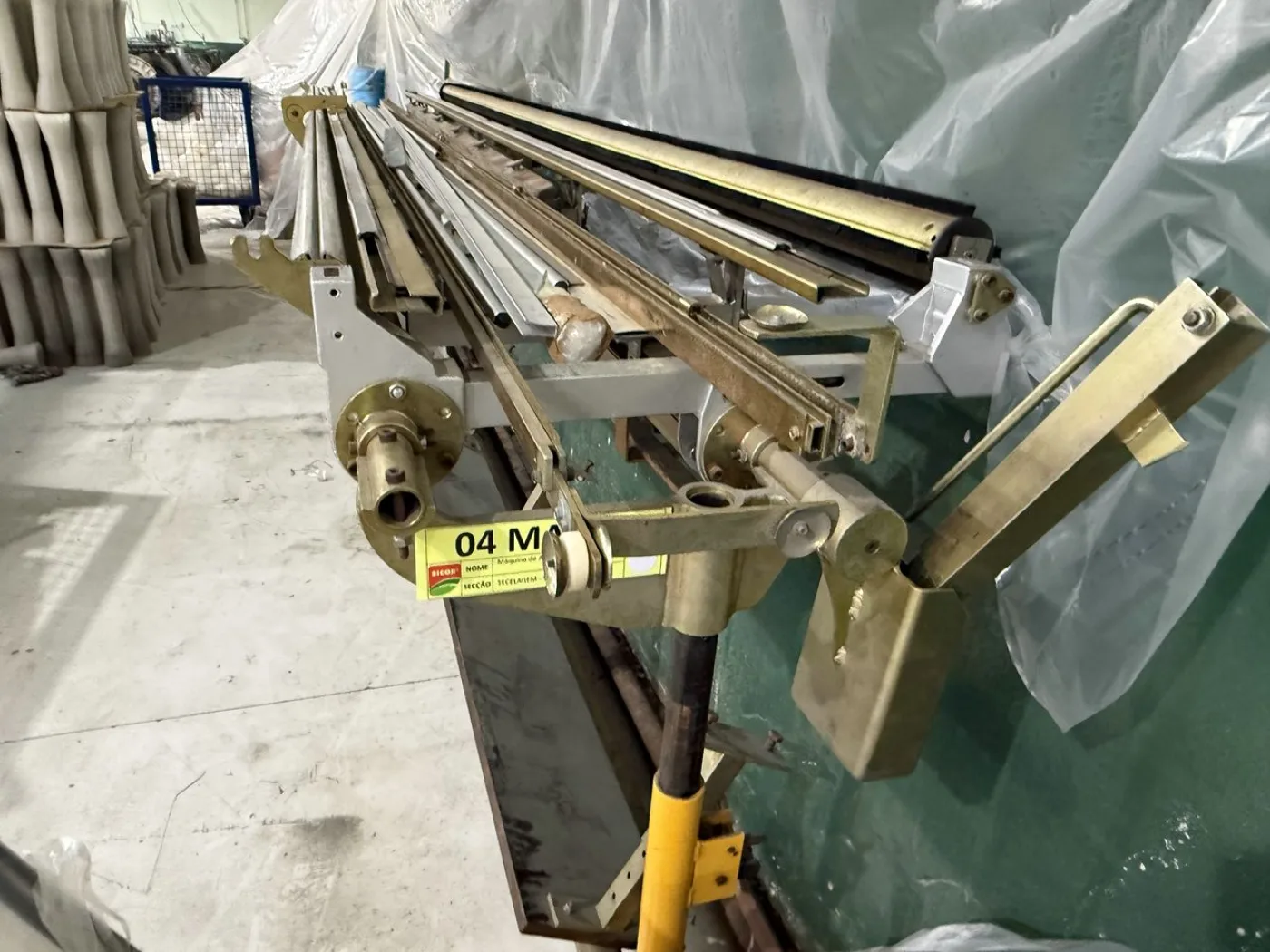 Stäubli-Uster - knotting frame, type TPF-1 - 5