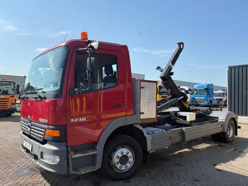 Mercedes-Benz Atego 1218 + HYVALIFT HOOK LIFTER SYSTEM + MANUAL