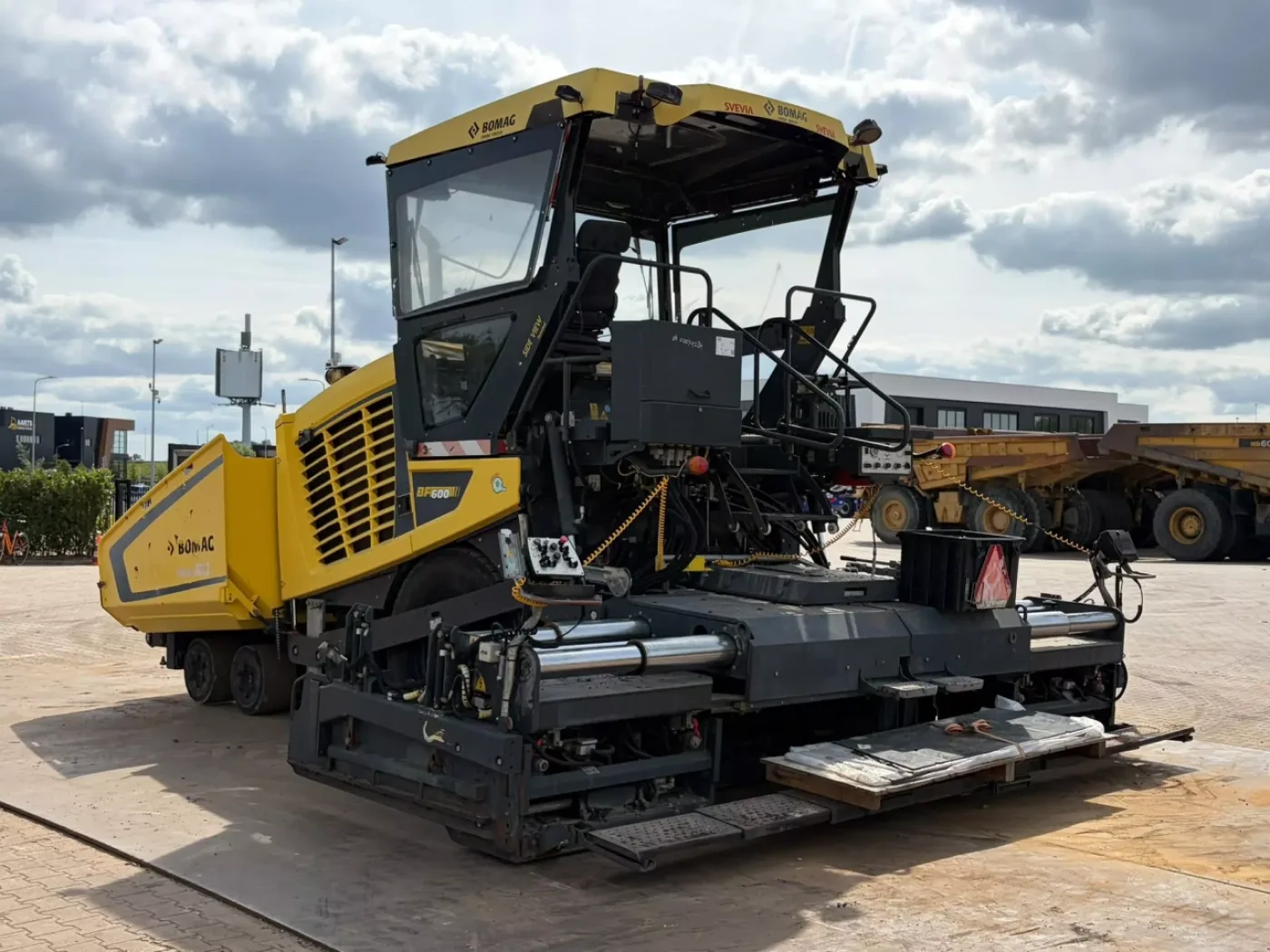 Bomag BF600P-2 incl. 2 x 75 cm extensions - 8