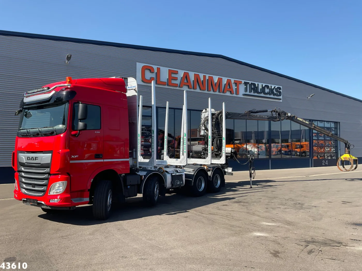 DAF FAD XF 530 8x4 Holzkran - 2