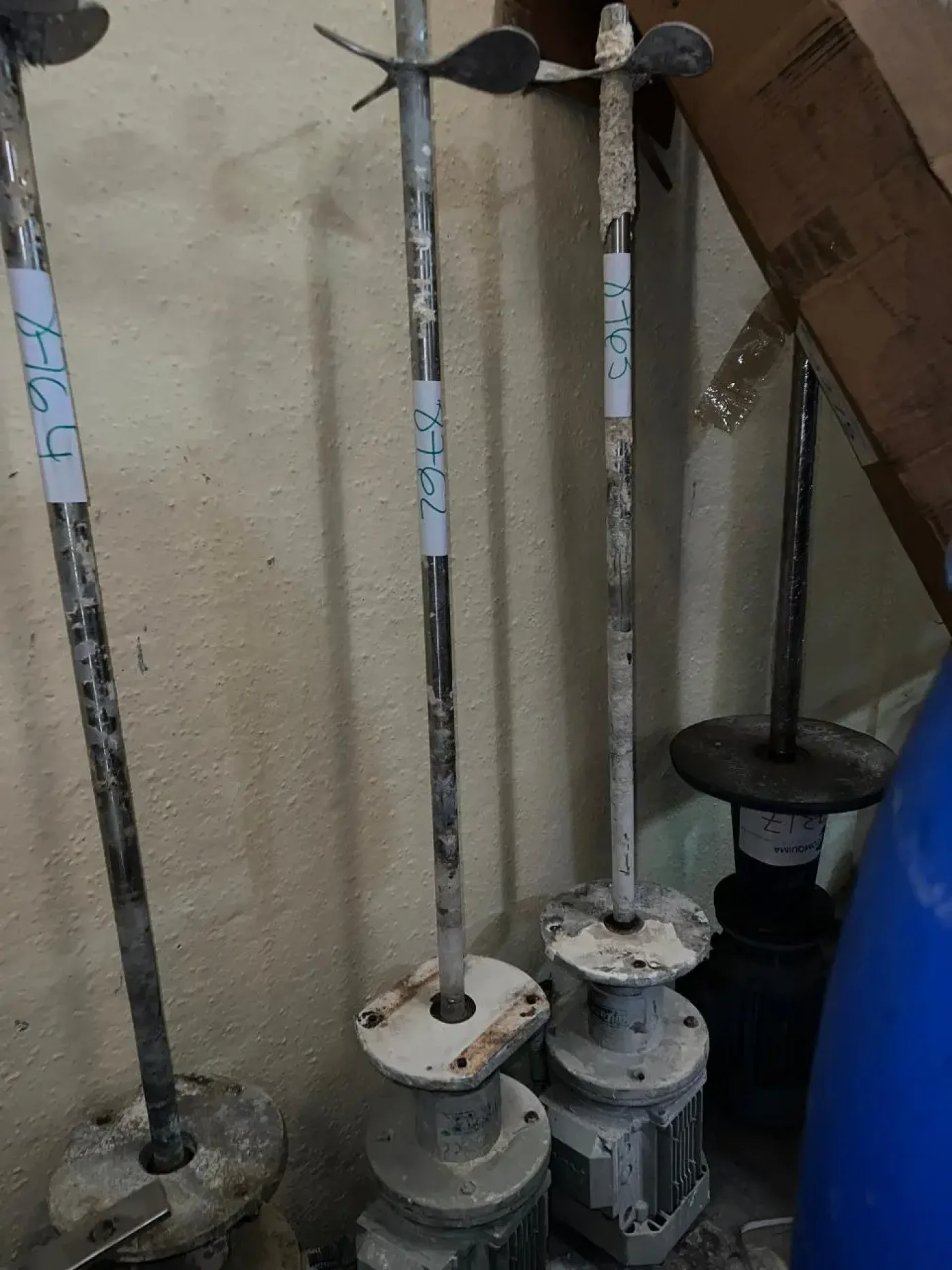 STAINLESS STEEL PROPELLER TYPE AGITATOR 1.1 KW - 2