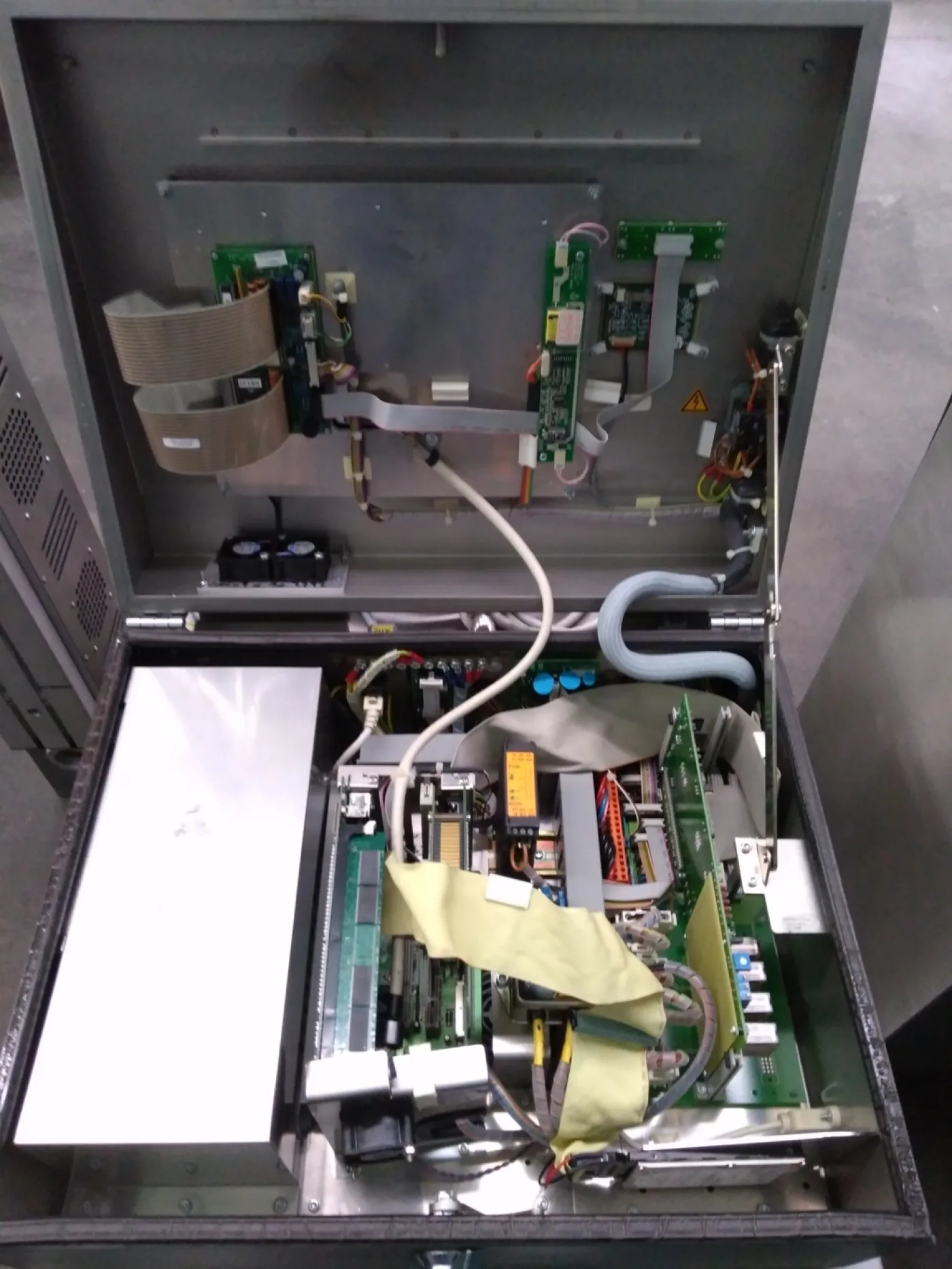 MARCATORE CODIFICATORE LASER – DOMINO – Mod. BCP4 DPX1000 - 6