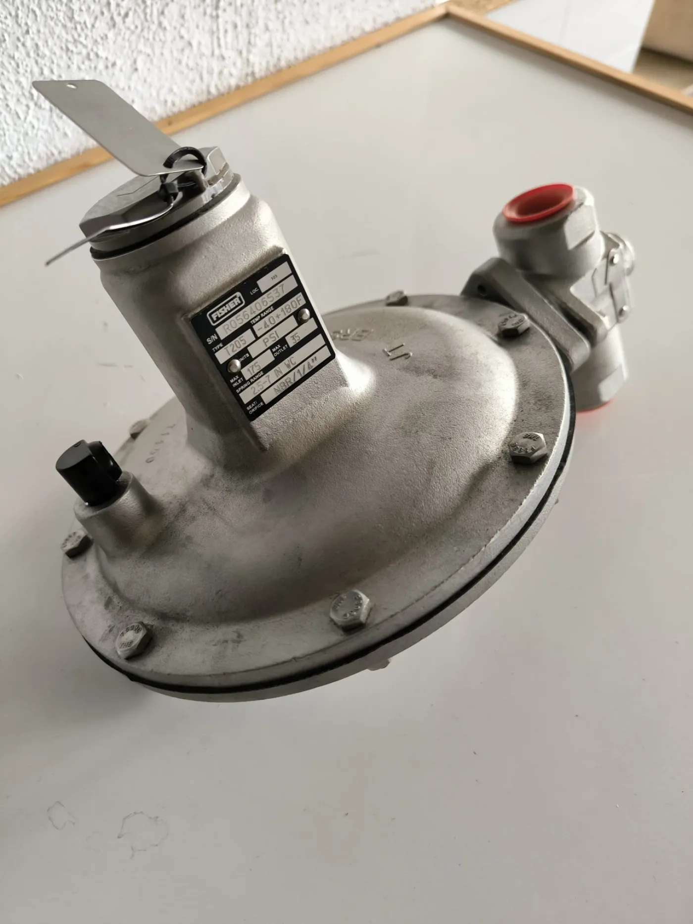 FISHER T205 TANK INERT GAS REGULATOR - 7