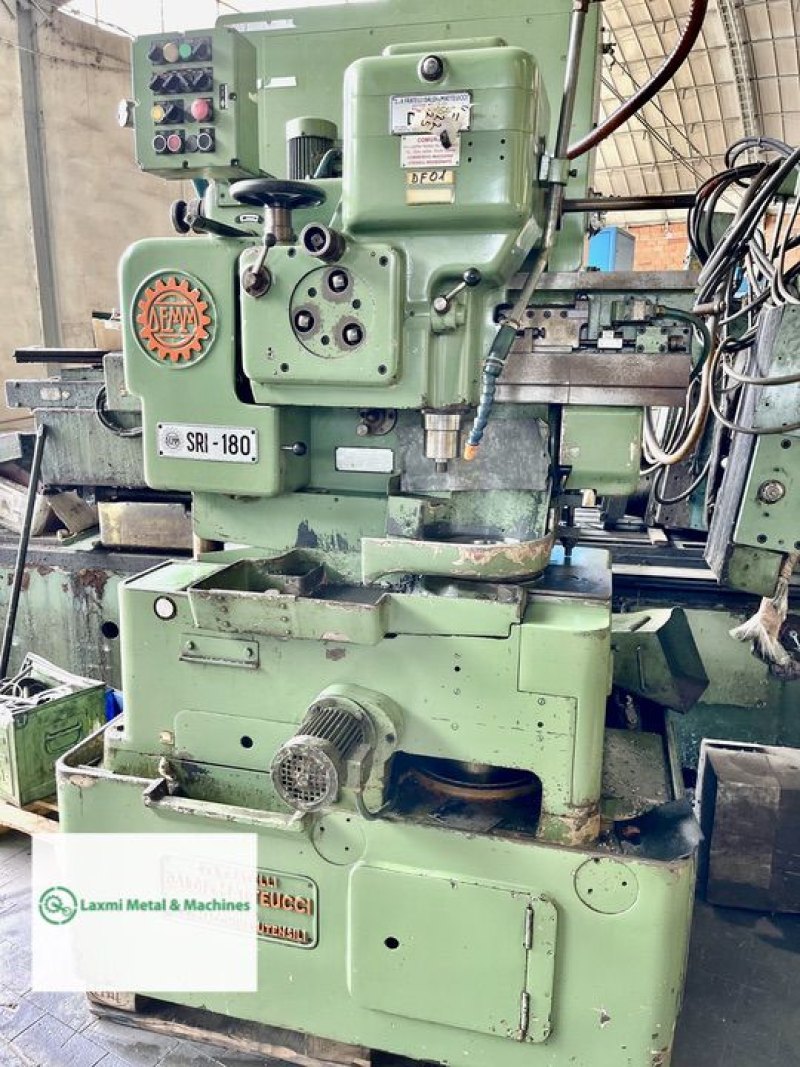 FORAGE D'ENGRENAGES, DEMM - SRI 180 - Laxmi Metal & Machines, Rohtak