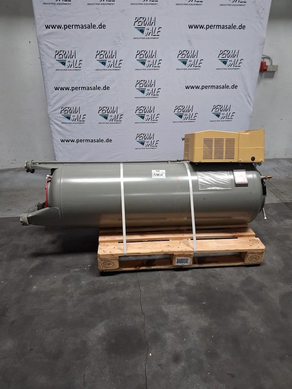 Pneumatex EG Expansionsgefäße mit einem Fassungsvermögen von jeweils 300 Litern