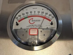 G. BRIEM Differenzdruckmanometer -50 bis +50 kPa