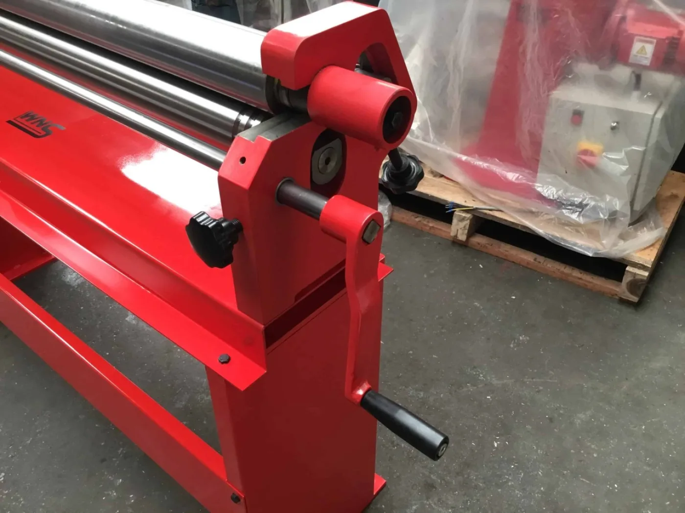 WNS Hand Bending Rolls 1300mm x 75mm x 1.5mm Capacity - WNS - W. Neal Services Ltd - 5
