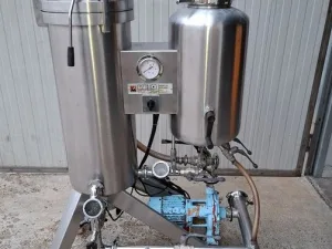 KIESELGUR FILTER VELO IN STAINLESS STEEL, 2 MQ FILTERING SURFACE, VERTICAL SHEETS, SECOND HAND MACHINE