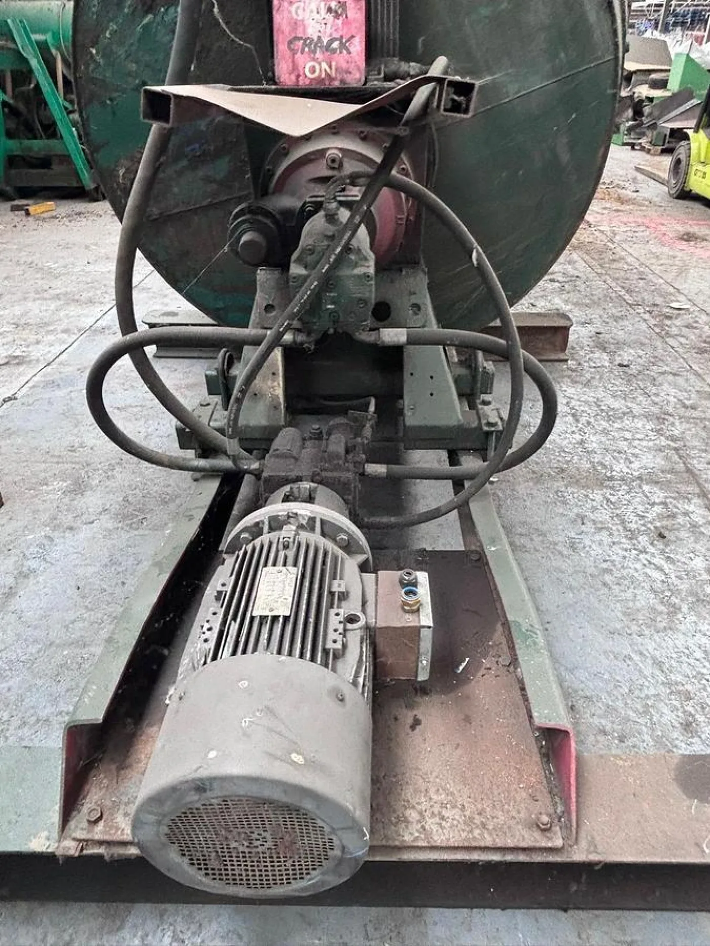 Large Electric Drive Yard Mixer - 3