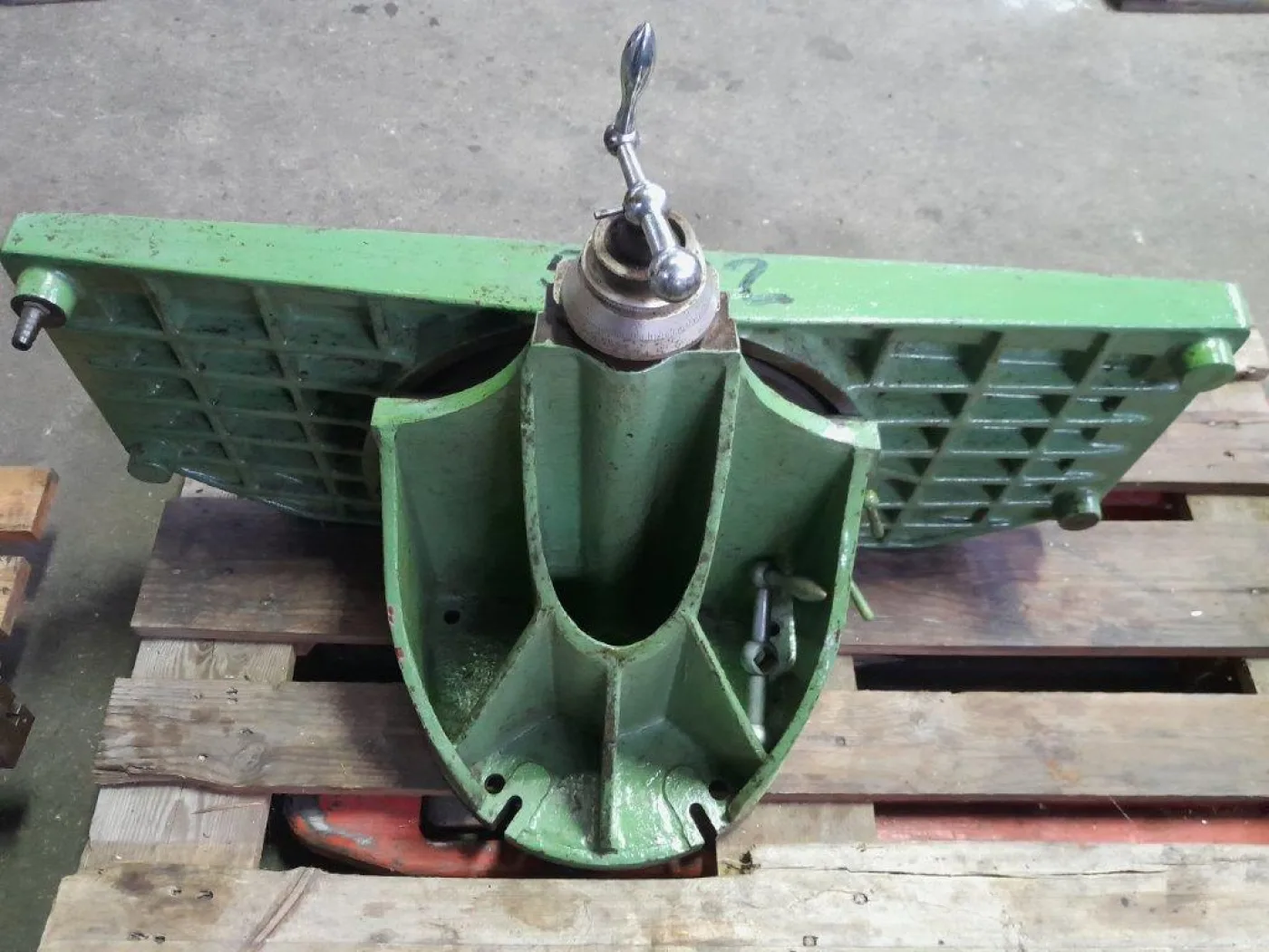 MH 800 / Universaltisch MAHO - 2
