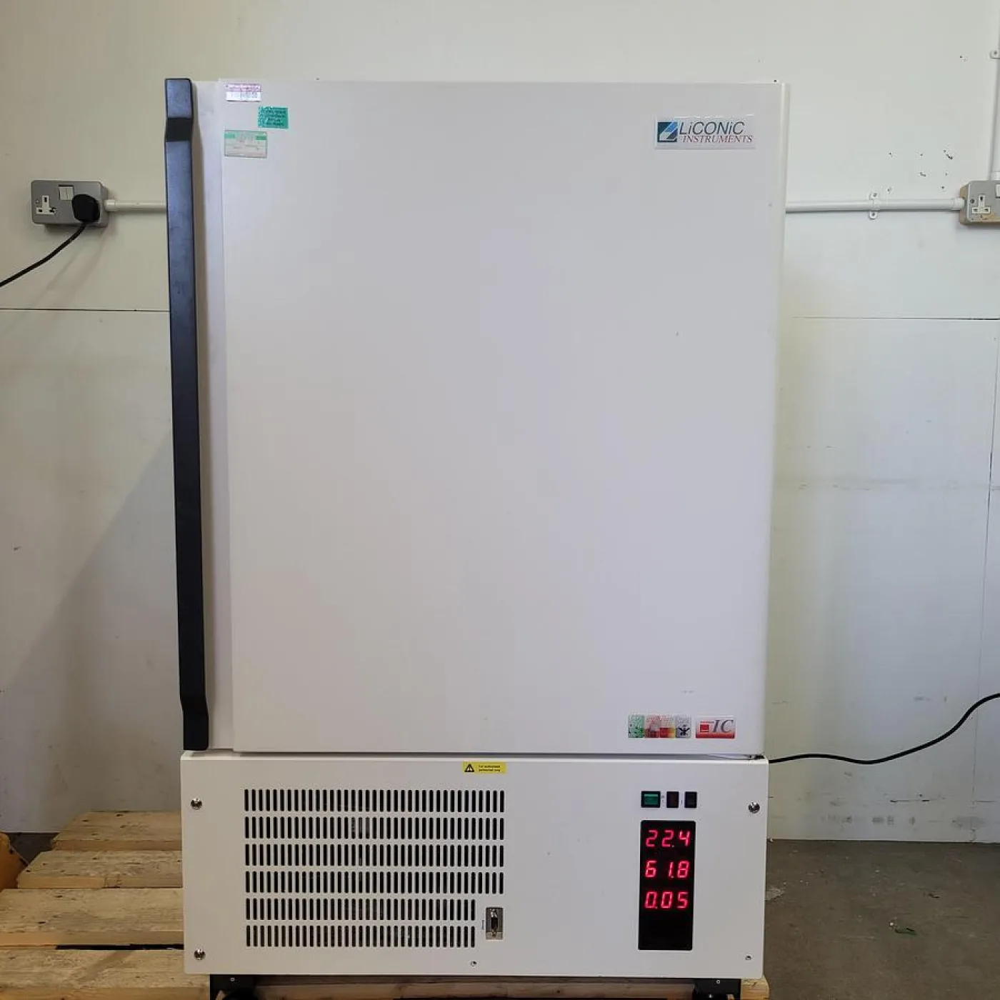 Liconic Store X STX220 Automated Incubator - 1